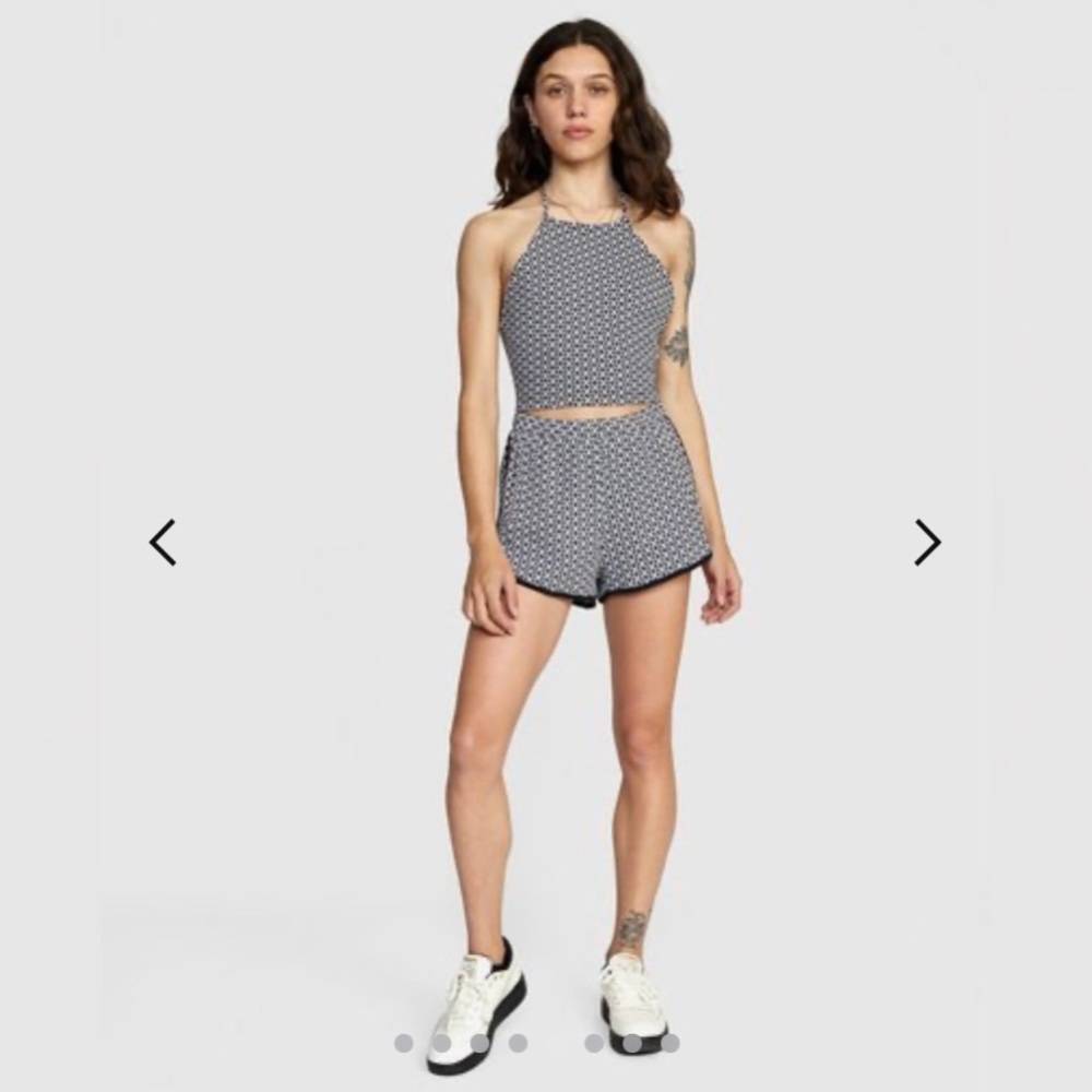 RVCA Upbeat black/white printed halter top size medium